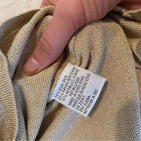 Talbots size Large Silk Blend Metallic Gold New Years Eve Turtleneck Sweater - Picture 7 of 9